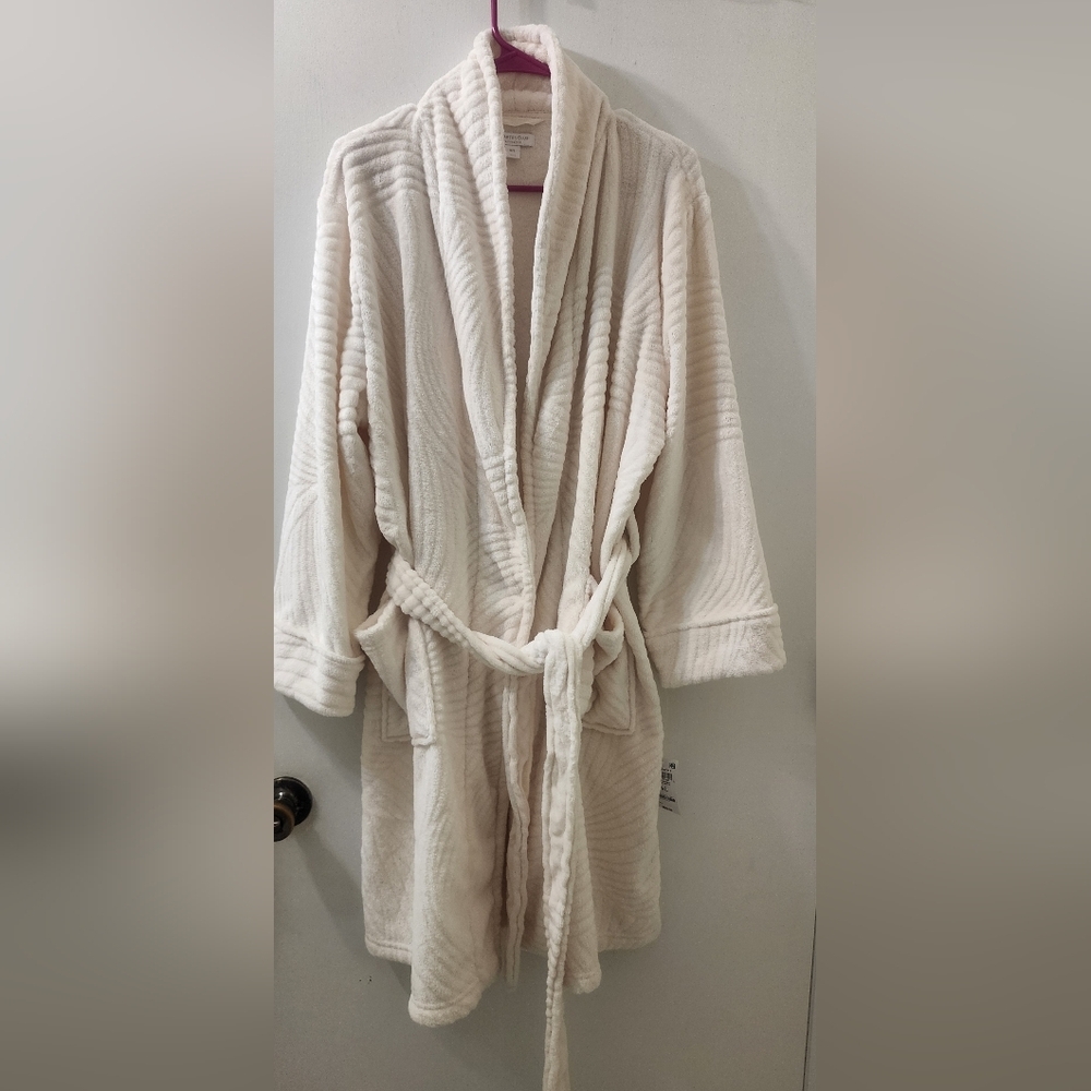 Cozy Cream Robe